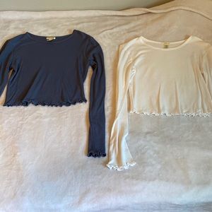 Blue and white ribbed long sleeve tops